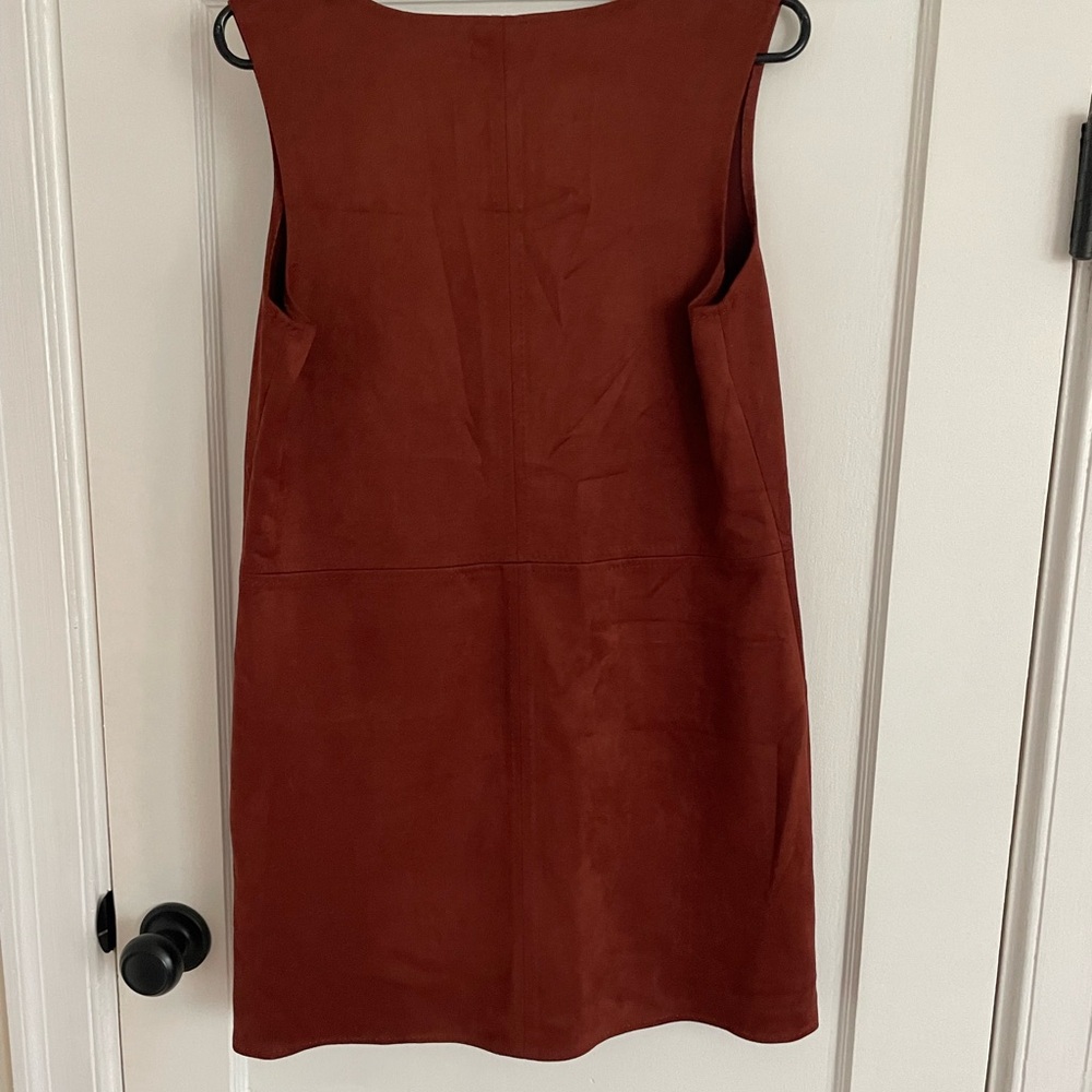 Max Studio: Rust Sleeveless Shift Dress NWT
